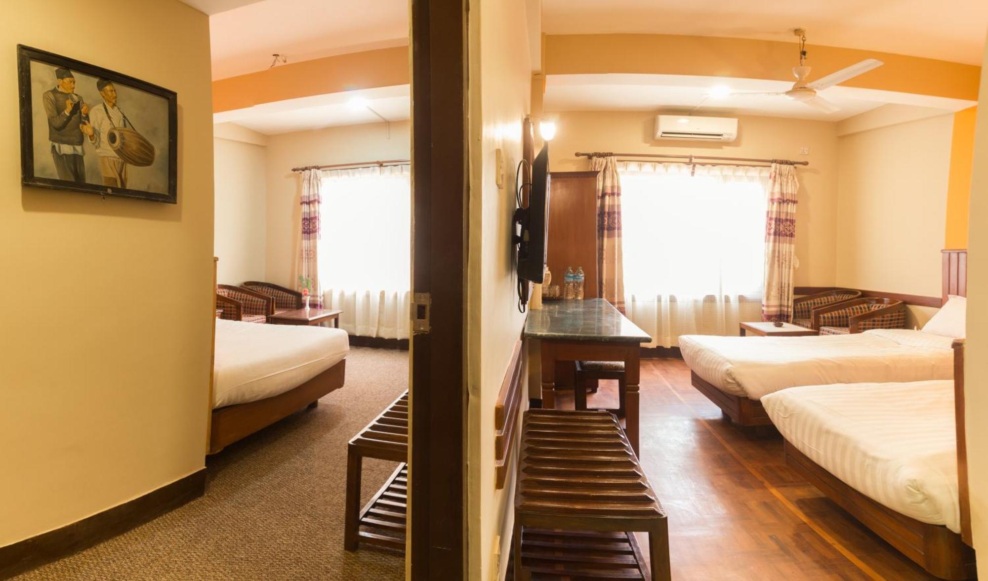 Little Nepal Inn Katmandu Dış mekan fotoğraf